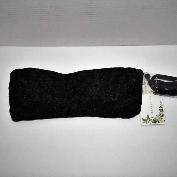 Chelsea & Violet Forever Young Eyelet Ruffle Bandeau Swim Top in Black Size: MED - Picture 1 of 3